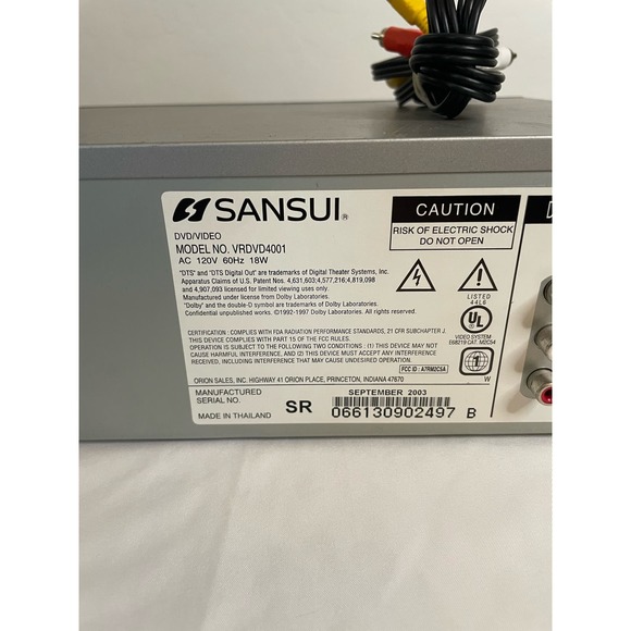 Sansui | VCR/DVD Combo Player Model #VRDVD4001 Output Cords Included - Picture 7 of 7